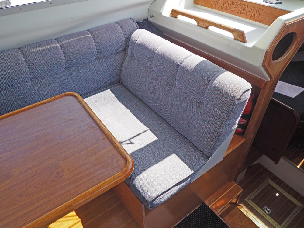 Stuurhuis, Accommodatie